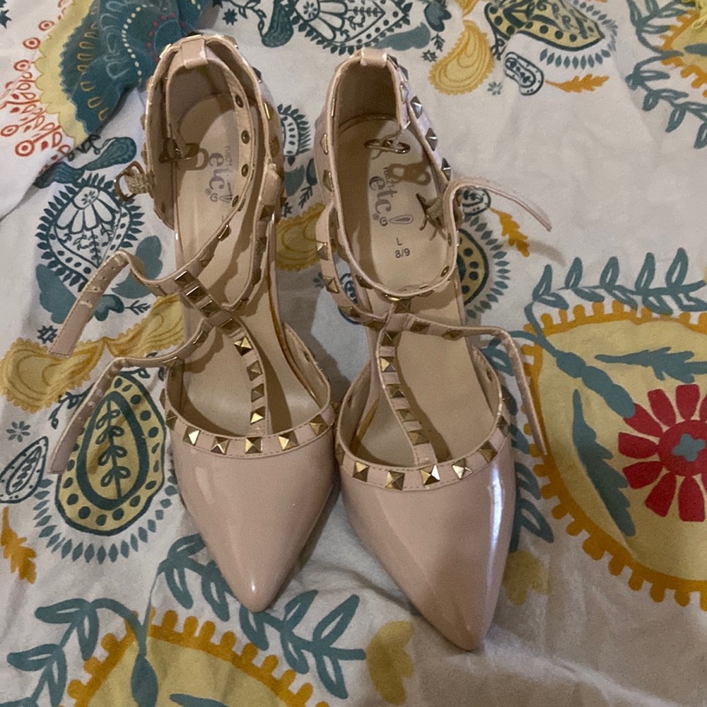 Valentino knock off style heels